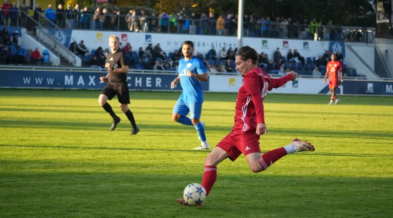 1960-Rosenheim TSV 1860 musste sich beim Spiel in Freilassing geschlagen geben. Foto: TSV 1860 Rosenheim