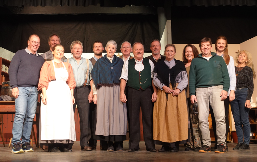 Bader Theatergruppe Stephanskirchen. "Da Baderkriag" 2025. Fotos: Innpuls.me