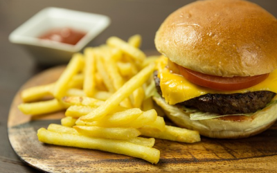 Beim Burger-Aufwärmen eingeschlafen: Rauchmelder verhindert Schlimmeres
