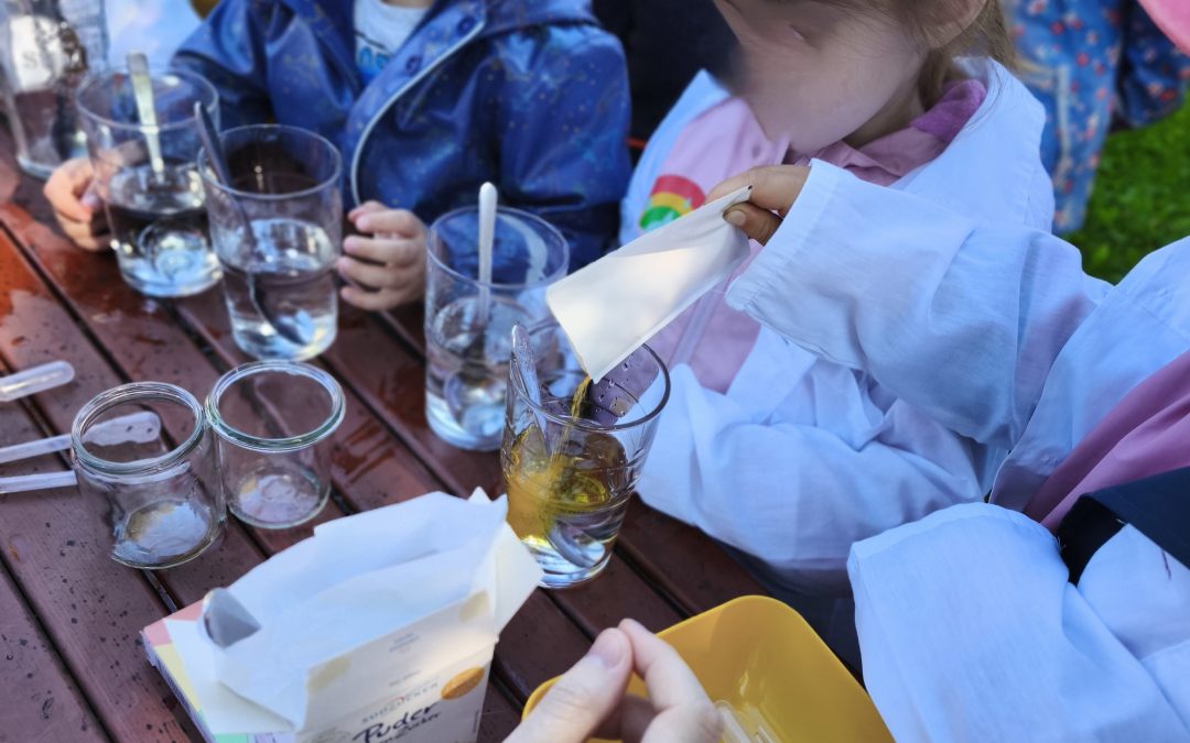 Forschen, Staunen, Mitmachen: Wissenschaft im Kinderhaus Vergissmeinnicht