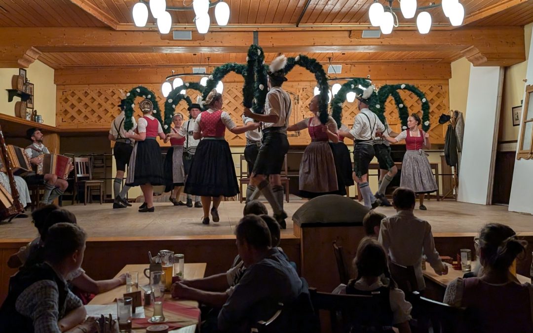 Rembocher Dorfhoagart begeistert mit Musik, Tanz und Theater