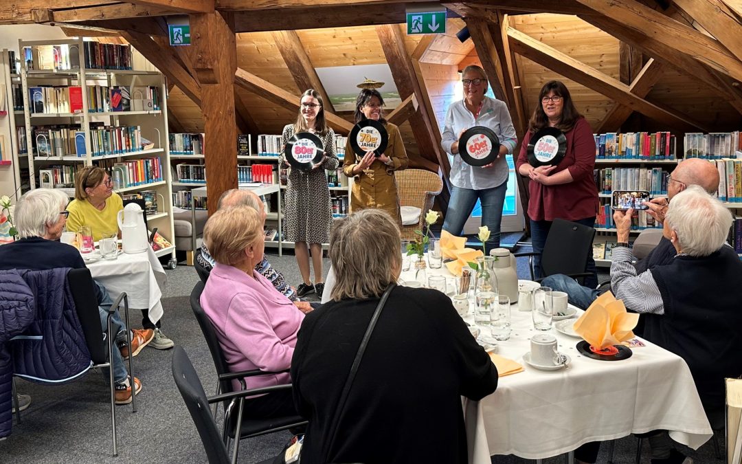 Seniorencafé der Bücherei Prien lud zu einer Zeitreise ein
