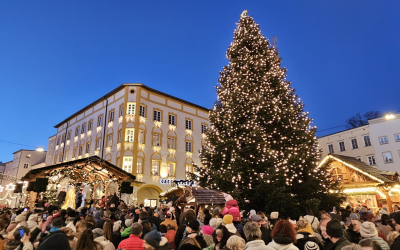 Rosenheimer Christkindlmarkt 2025 feierlich eröffnet