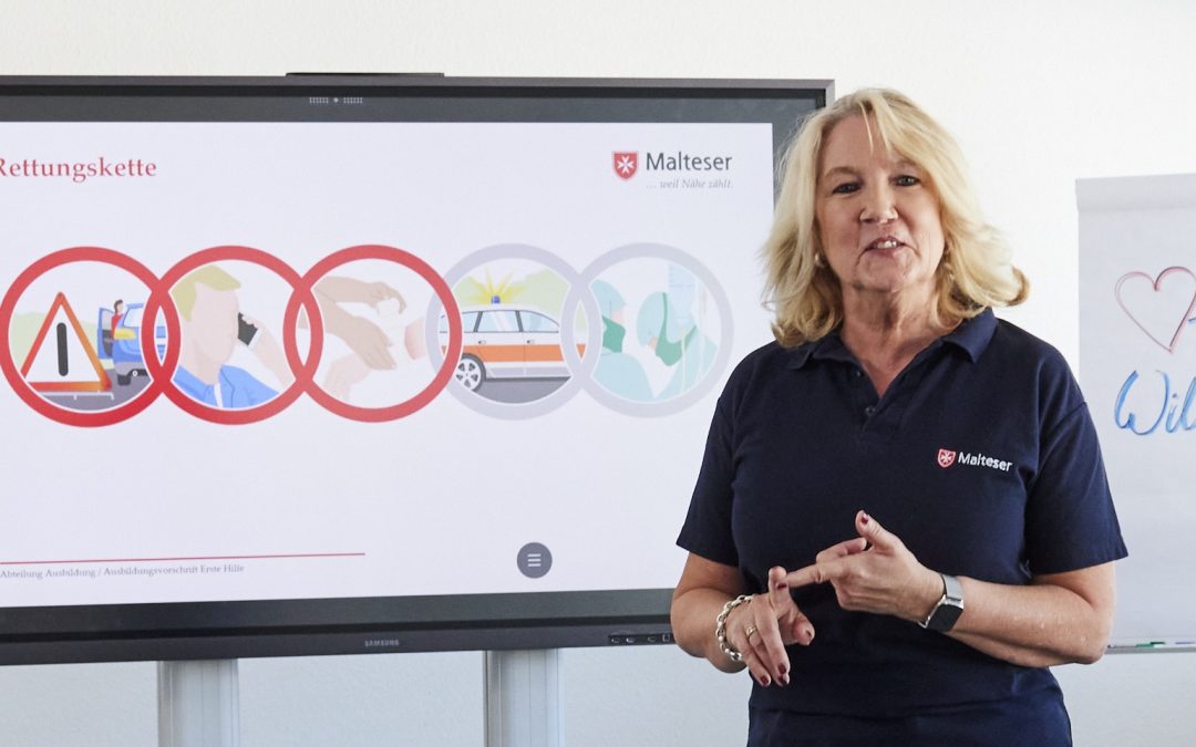 Nie zu alt zum Leben retten: Malteser bieten Erste-Hilfe-Kurs für Senioren