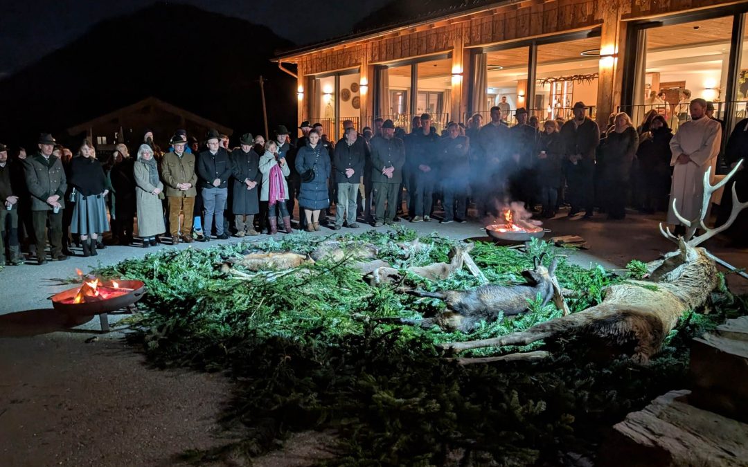 Hubertustag in Ruhpolding: Andacht, Segnung und Jungjäger geehrt