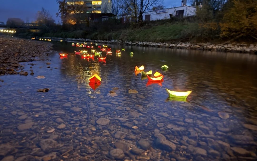Kommunistische Gruppe Roter Aufbruch Rosenheim gedenkt Opfer von Femiziden