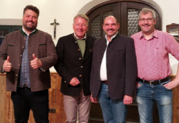 Rott von links nach rechts: Nepomuk Poschenrieder, Alexander von Hagmann, Daniel Wendrock, Alfred Zimpel. Foto: Freie Wähler Rott am Inn