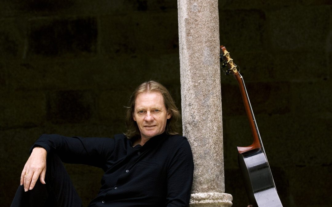 Saitenklänge der Extraklasse mit Grammy-Preisträger David Russell