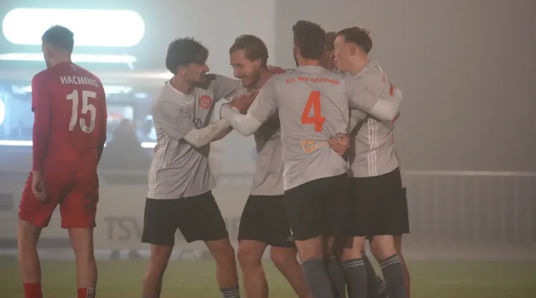SpVgg-Unterhaching-TSV-1860-Rosenheim Erste Mannschaft des TSV 1860 Rosenheim gewinnt Spitzenspiel in Unterhaching. Foto: Copyright TSV 1860 Rosenheim