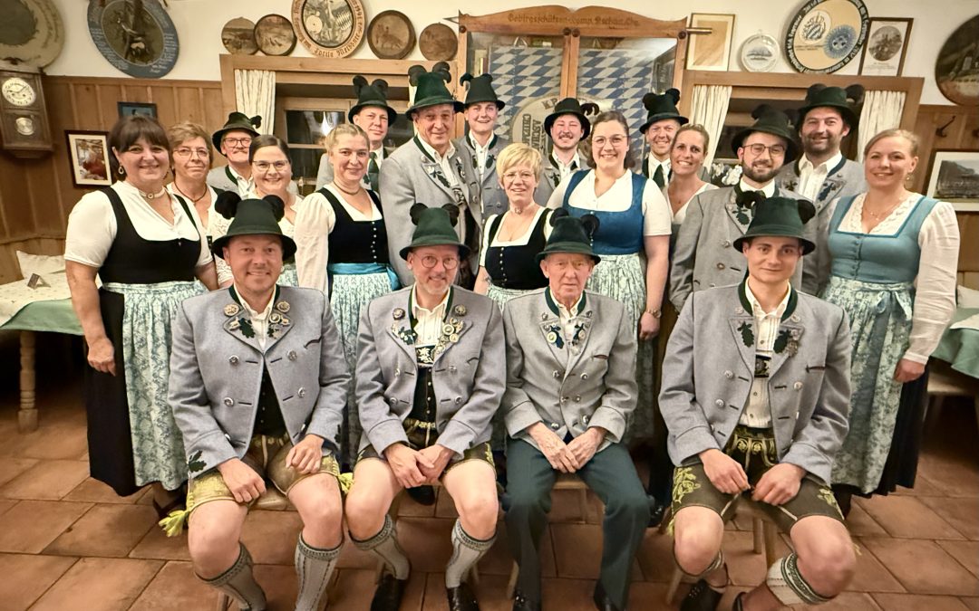 Trachtenverein D`Griabinga Hohenaschau: Vorstandschaft bestätigt