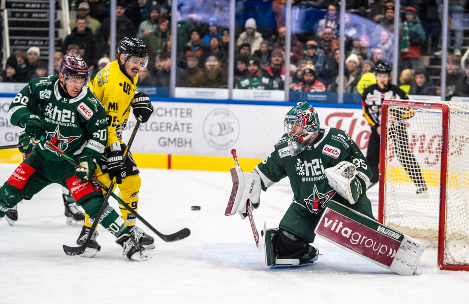 Starbulls verlieren trotz neuer Reihen gegen Spitzenreiter Krefeld