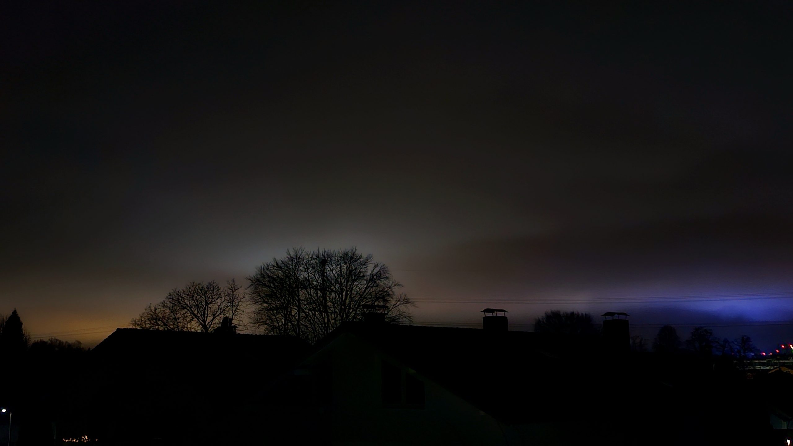 20251211_224059(1) Polarlichter über Rosenheim. 11. Dezember 2025 Foto: Innpuls.me