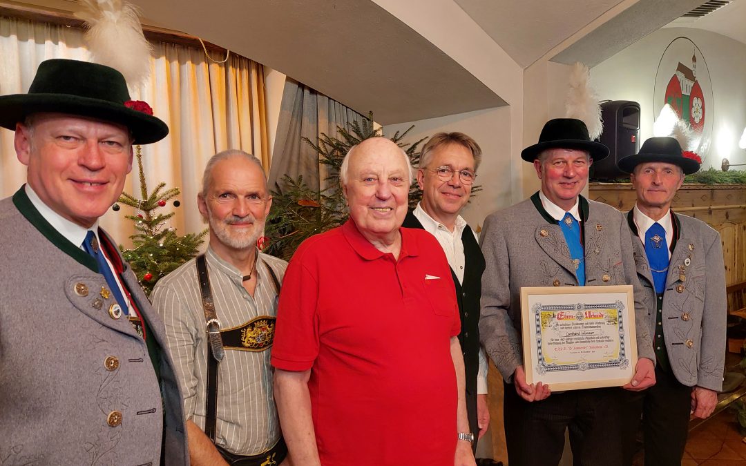 Innviertler Trachtler feiern stimmungsvollen Jahresabschluss