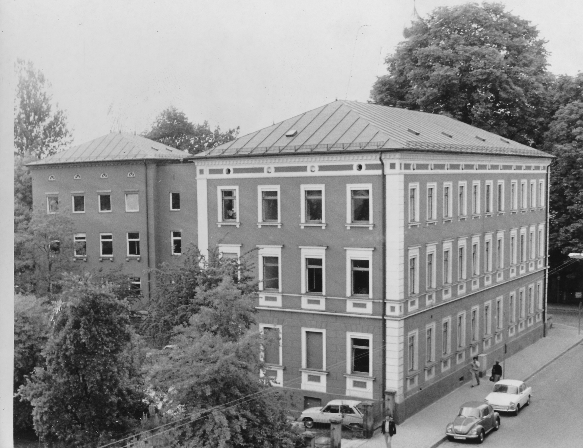 571216258_24979327081686935_4028772306746690925_n Amtsgericht Rosenheim in den 1980er Jahren. Foto: Herbert Borrmann