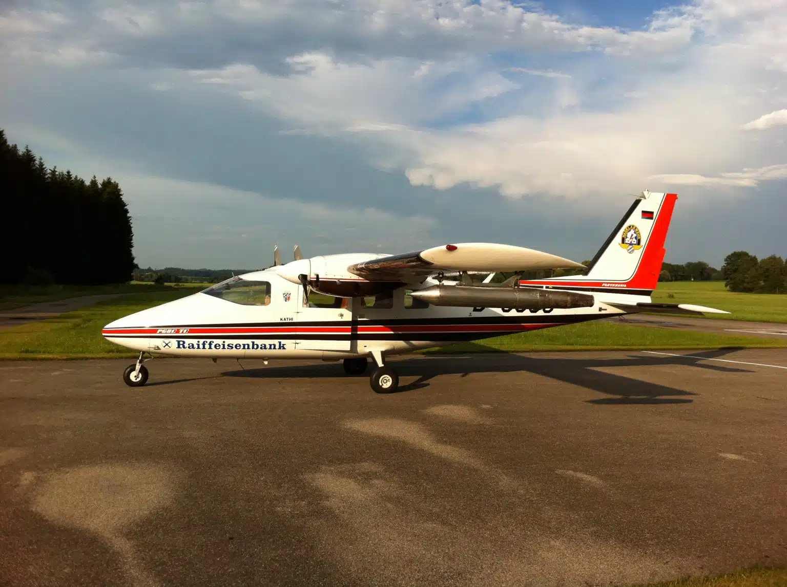 D-GOGO-Seitenansicht-1536×1147 Die "D-GOGO" ist das ältere der beiden Hagelflugzeuge. Es wird durch eine neue Maschine ersetzt. Foto: Landratsamt Rosenheim