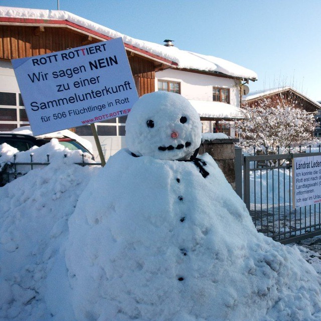 Demoankündigung gegen geplante Sammelunterkunft in Rott am Inn