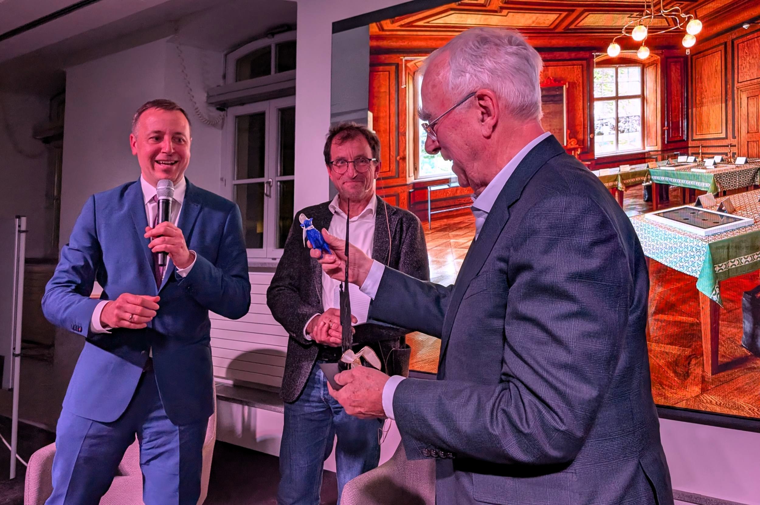 Hümmer Pültz und Waigel Hümmer, Pültz und Waigel beim Demokratiefest in Traunstein. Foto: Hubert Hobmaier