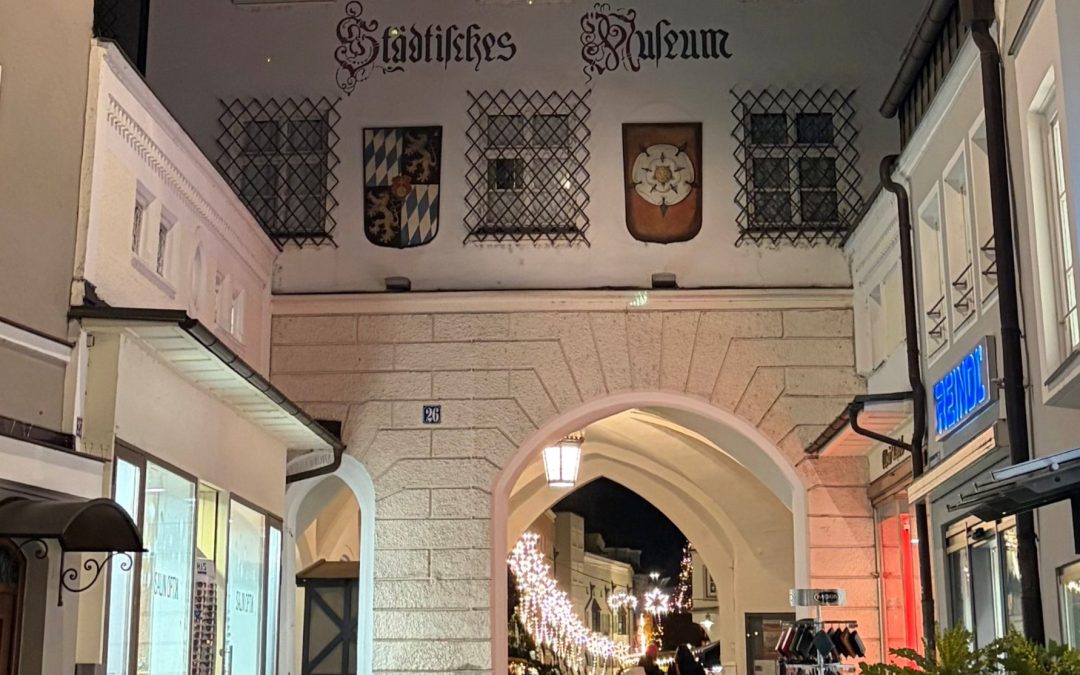 Weihnachten im Städtischen Museum Rosenheim: Workshops, Musik und traditionelles Handwerk