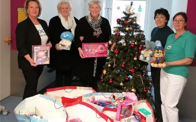 Bauunternehmen Tremmel bringt Weihnachtsfreude in die Kinderklinik Rosenhiem
