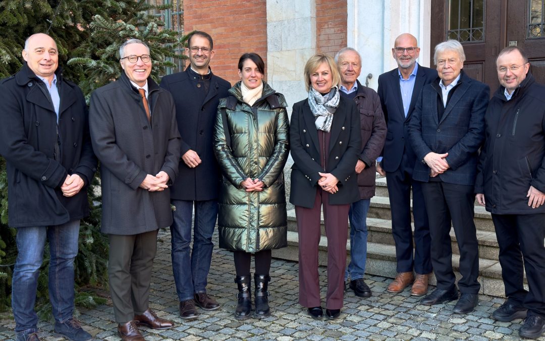 Gemeinsame Weihnachtsaktion des Stiftungsnetzwerks und städtischer Gesellschaften Rosenheim