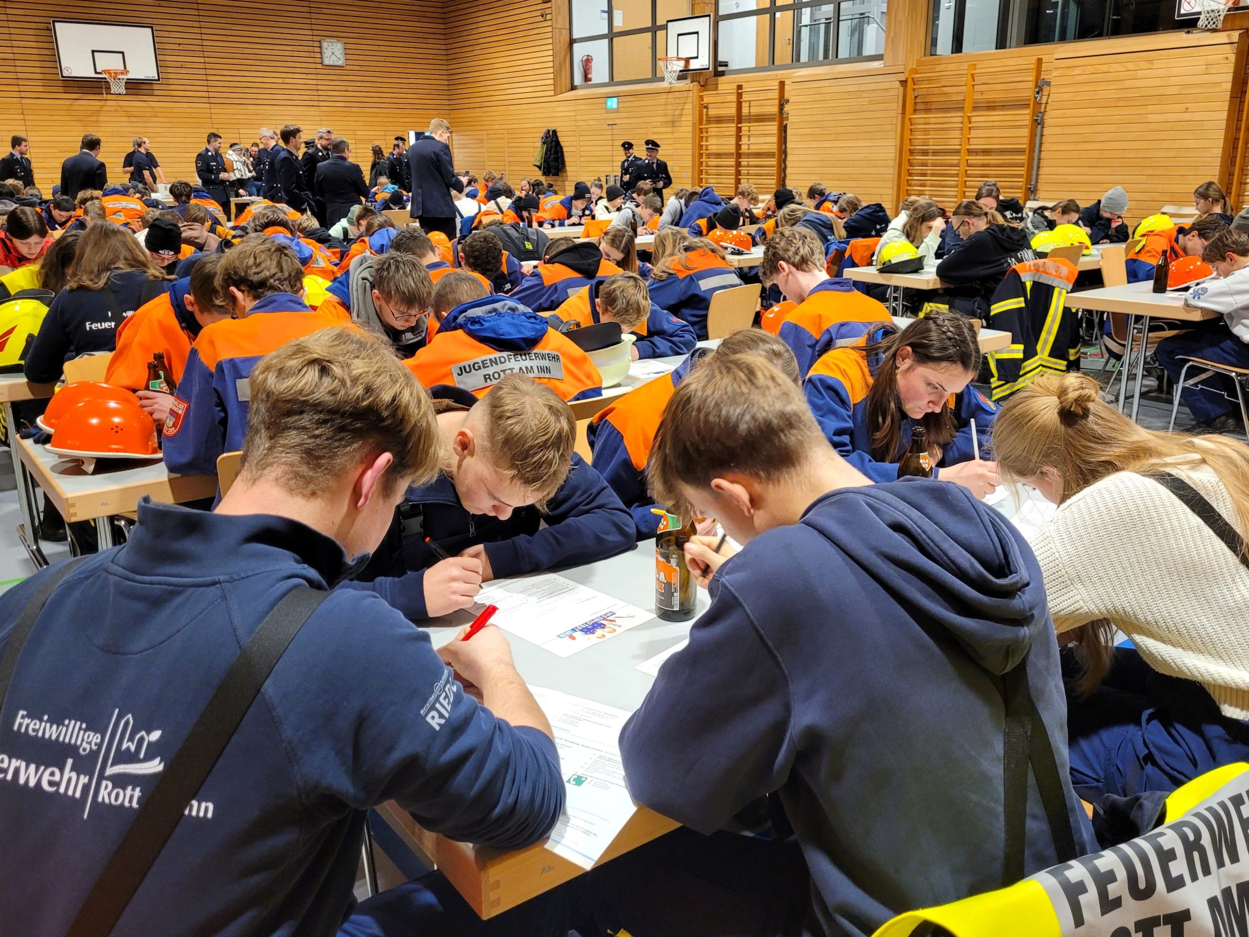 Wissenstest_1 Wissenstest für die Jugendfeuerwehren im Landkreis Rosenheim. Foto: Kreisfeuerwehrverband Rosenheim