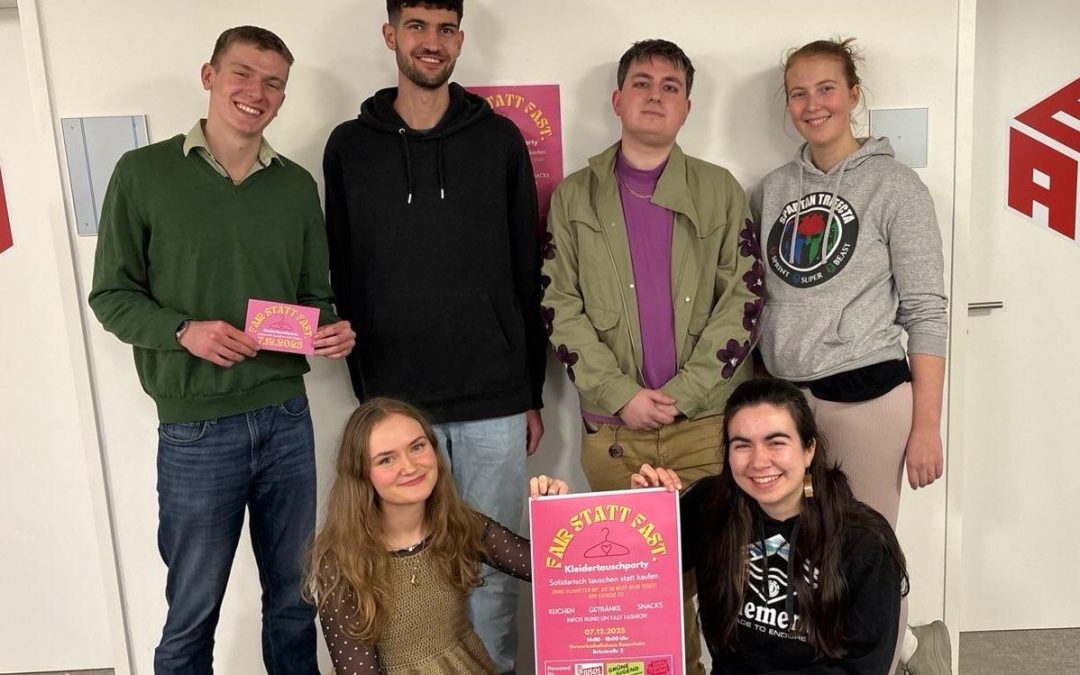 Kleidertauschparty in Rosenheim zog viele Besucher an