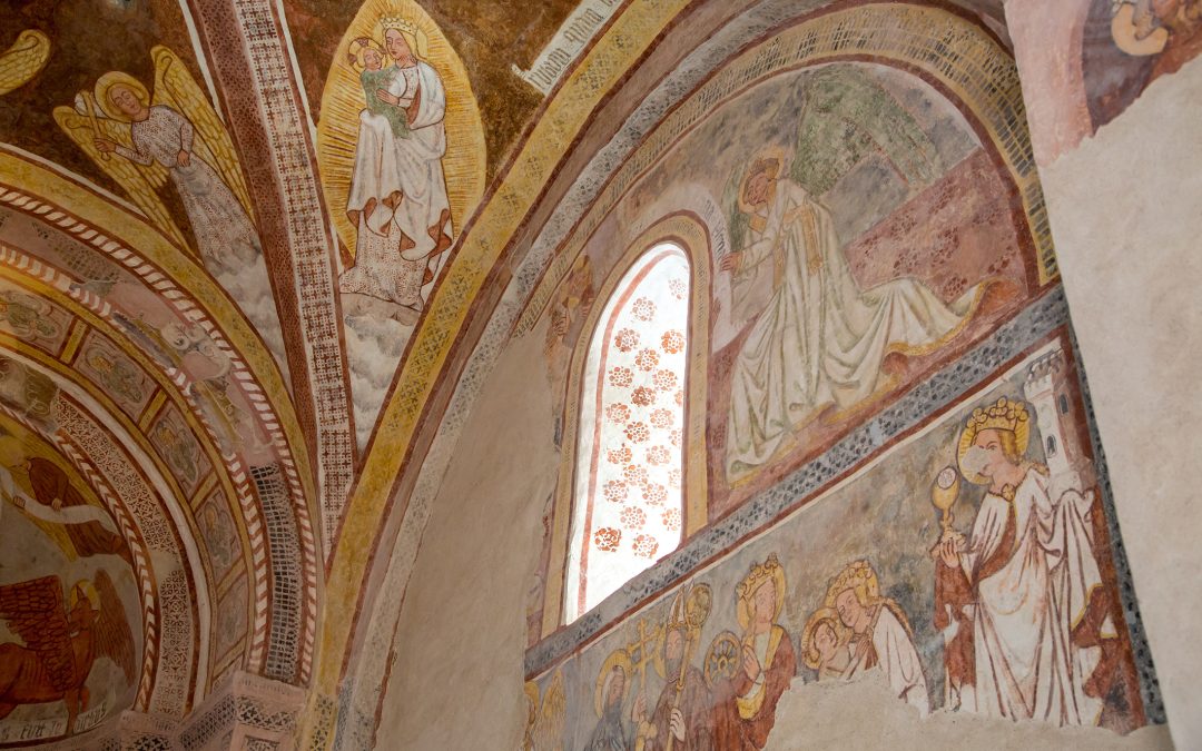 Führung durch die Kirche von Urschalling