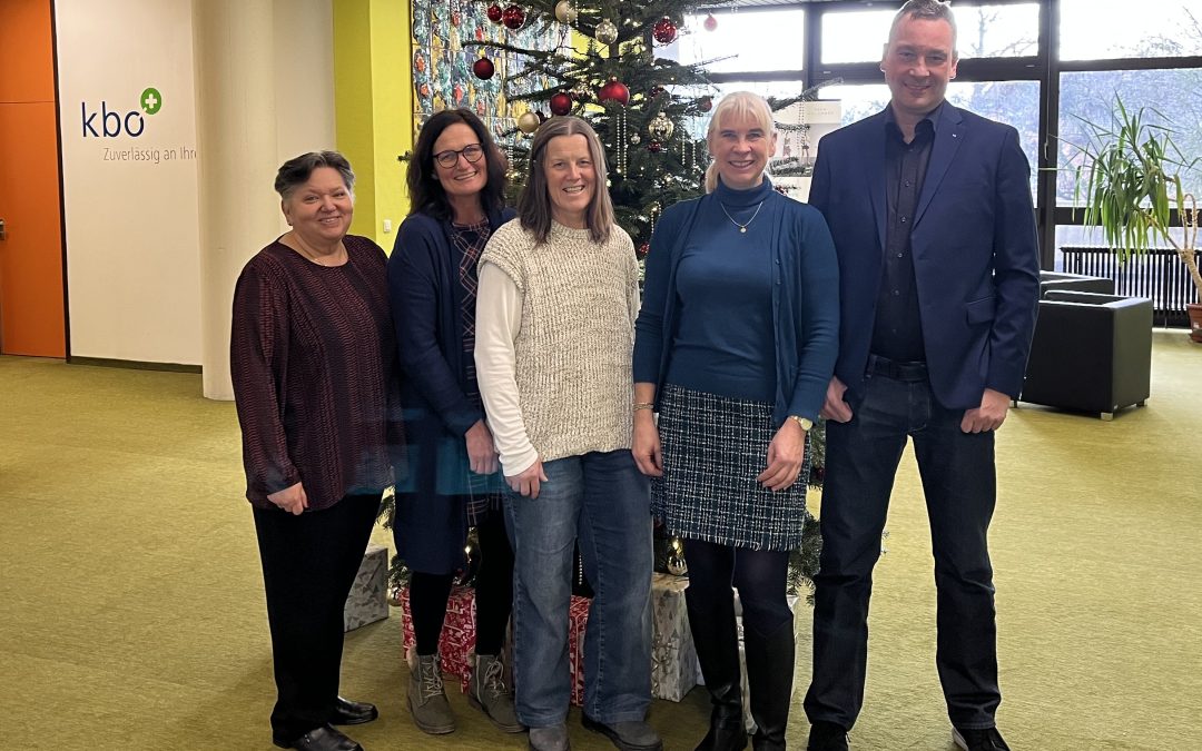 Drei Praxisanleiterinnen des kbo-Inn-Salzach-Klinikums mit Landespreis ausgezeichnet