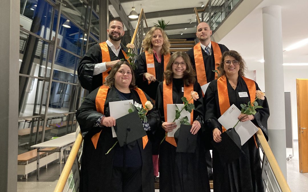 TH Rosenheim verabschiedet erste Absolventen des Masterstudiengangs Versorgungsforschung und -management