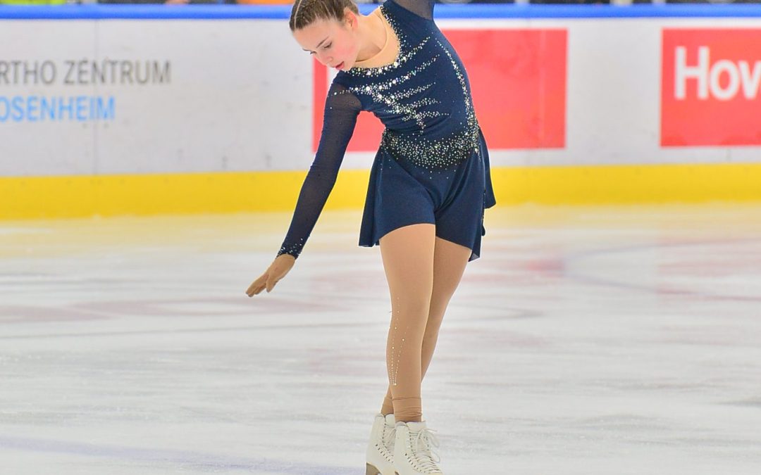 EV Rosenheim glänzt beim Mindel-Pokal in Burgau: Drei Siege und zwei dritte Plätze