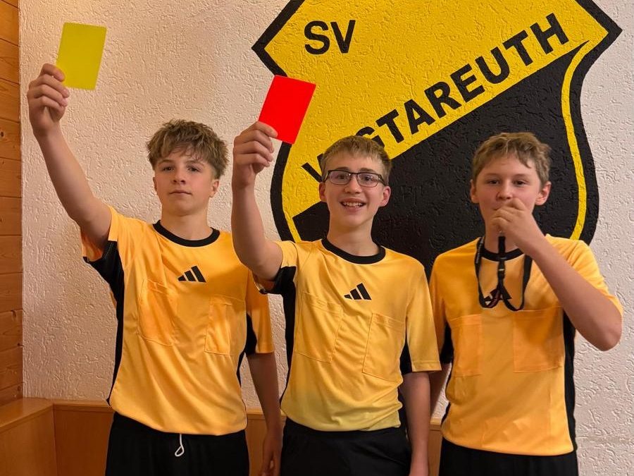 Warum pfeifen wir? Drei junge Schiedsrichter aus Vogtareuth berichten