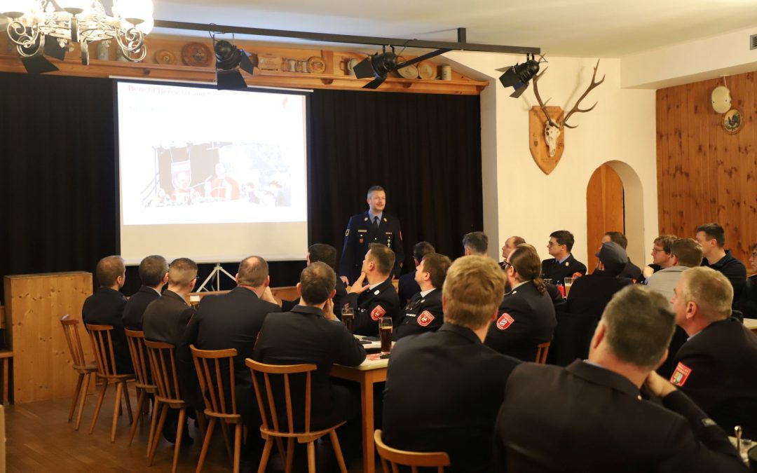 Feuerwehren der Landkreismitte ziehen Bilanz – Neuer Kreisbrandmeister und vier Kinderfeuerwehren