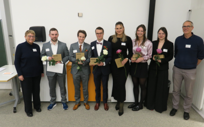 RoMed-Pflege-Bachelor räumen bei Abschlussfeier ab