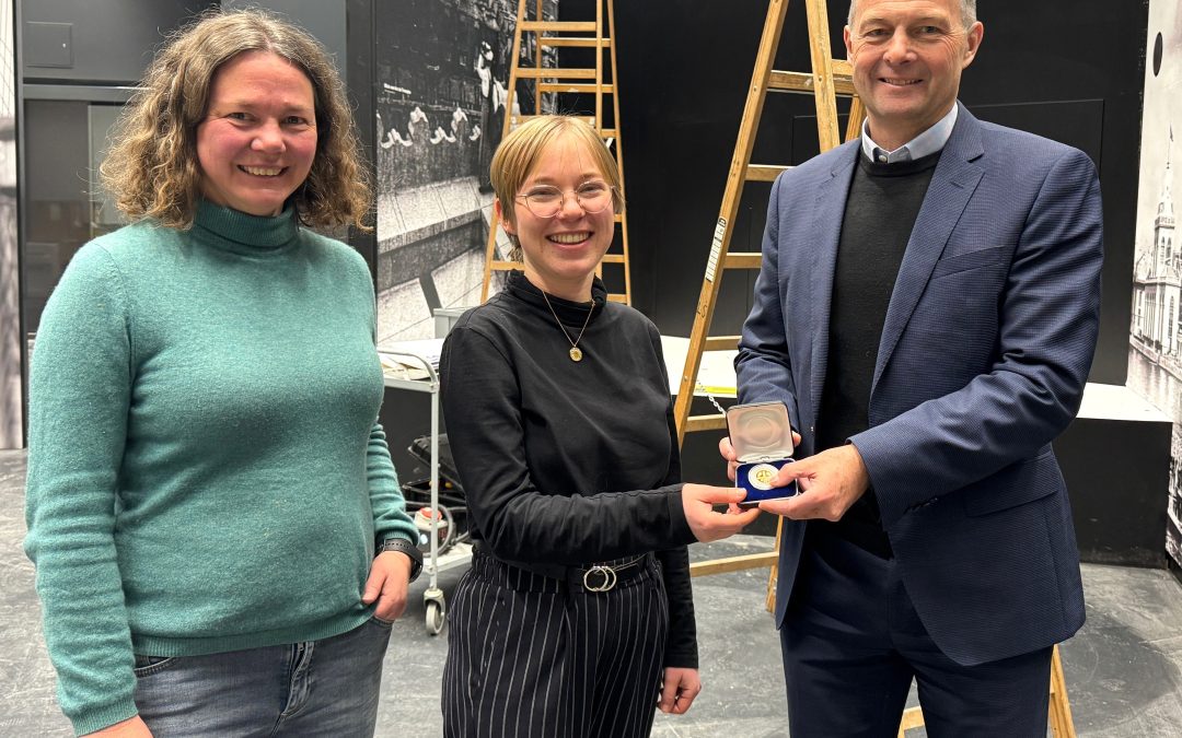 Lokschuppen-Umfrage: Fiona Maierhofer gewinnt 1-D-Mark-Goldmünze