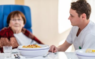Qualitätsvertrag gegen Mangelernährung: AOK Bayern und RoMed Klinikum Rosenheim starten neues Versorgungsmodell