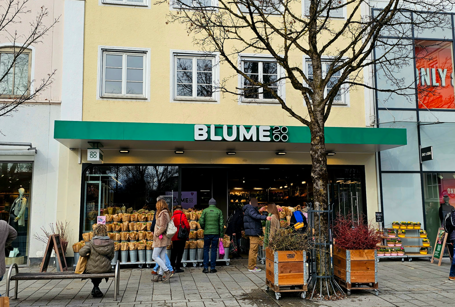 „Blume 2000“ hat neue Filiale in Rosenheim eröffnet
