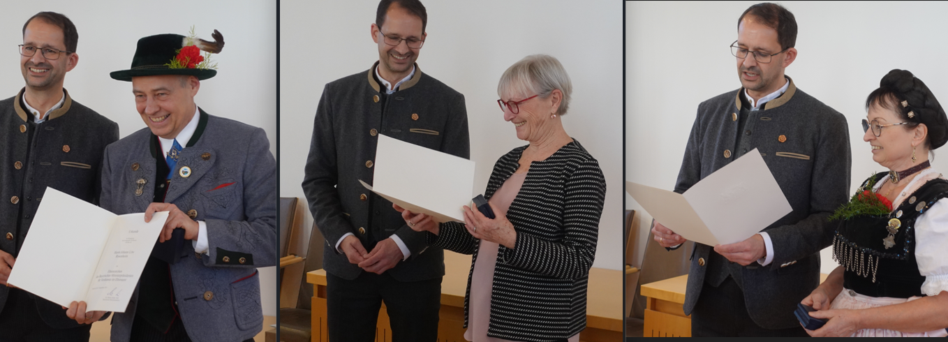 Ehrenzeichen Bayerisches Ministerapräsident haupt Verleihung des Ehrenzeichens des Bayerischen Ministerpräsidenten aus den Händen von Rosenheims Oberbürgermeister Andreas März, von links: Johann Löw, Yolande Buchholz und Beate Teichner-Aerzbäck. Fotos: Karin Wunsam