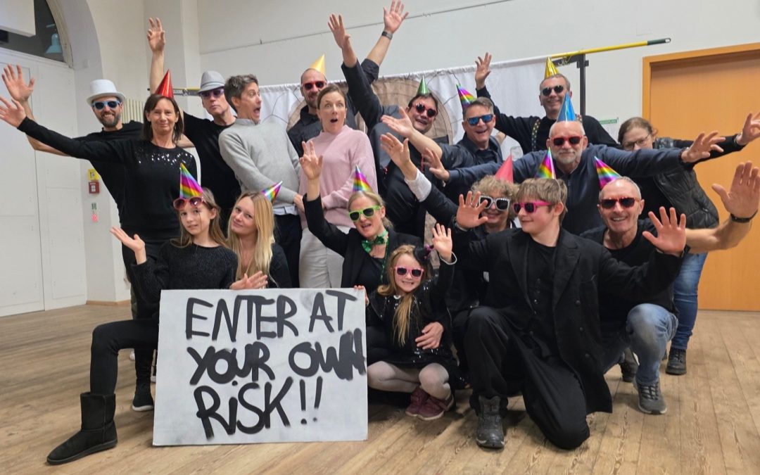 Showtanz statt Schuhplattler: Innviertler Trachtler laden zum Lumpenball in Stephanskirchen