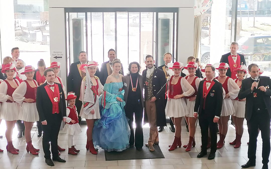 Faschingsgilde bringt närrische Stimmung ins RoMed Klinikum Rosenheim