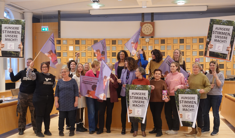 Rosenheim: Weltfrauentag 2026 unter dem Motto „Unsere Stimmen. Unsere Macht.“