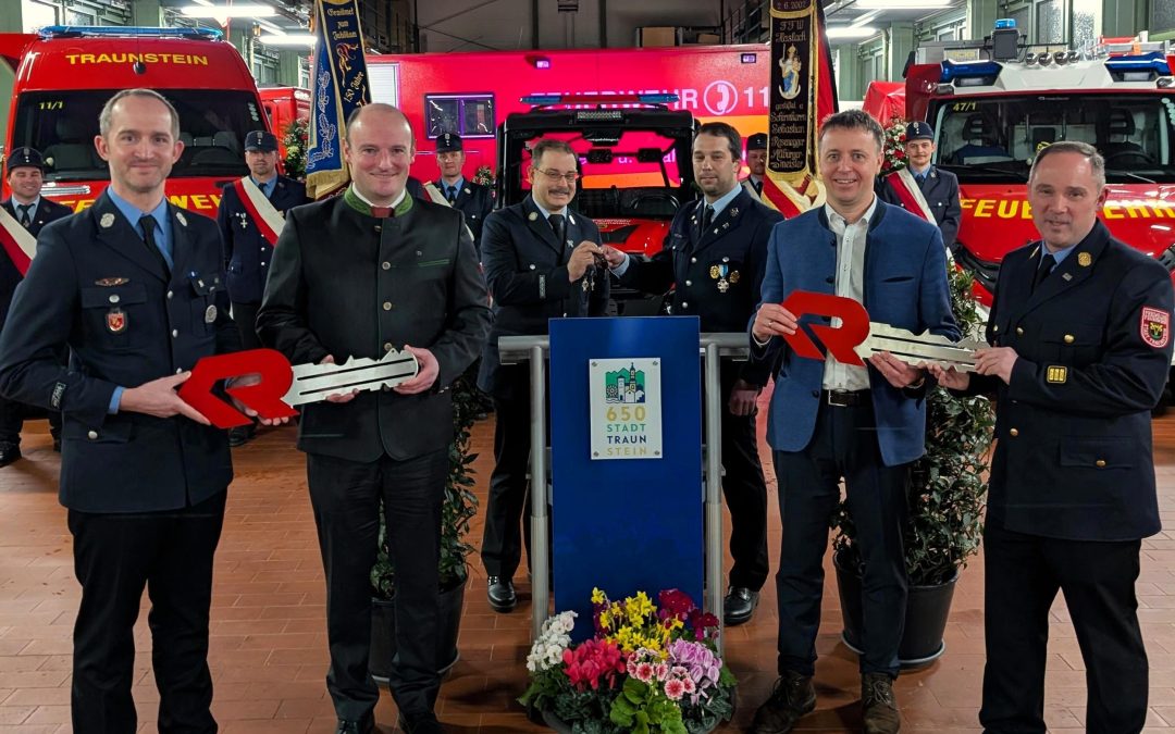 Drei neue Einsatzfahrzeuge bei der Feuerwehr Traunstein in Dienst gestellt