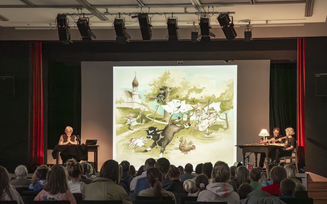 „Der Vinzi Stier“ auf große Bühne – Musikalische Lesung in Prien begeistert