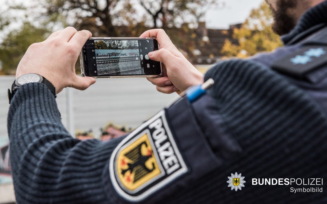 Sprayer zwischen München und Augsburg verursachen Zugausfälle
