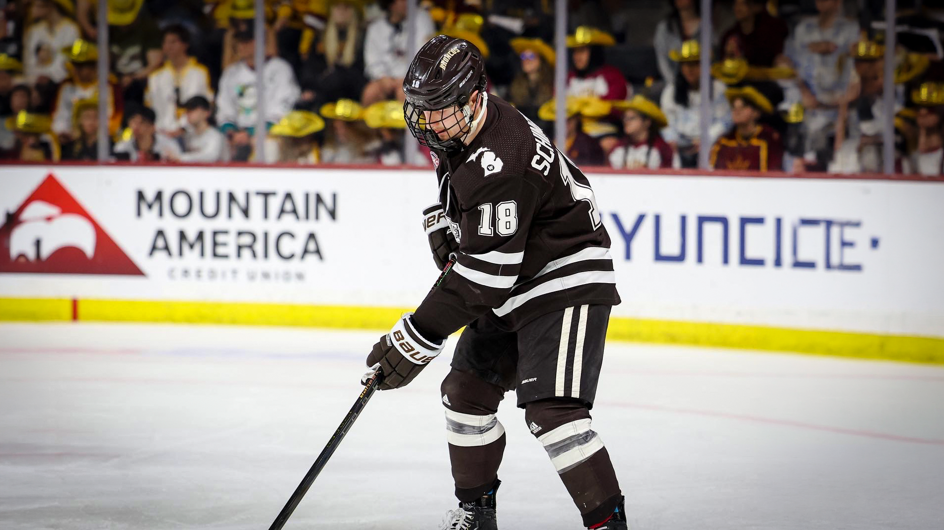 7C594AB2 Wyatt Schingoethe auf dem Eis. Foto: Copyright Starbulls Rosenheim