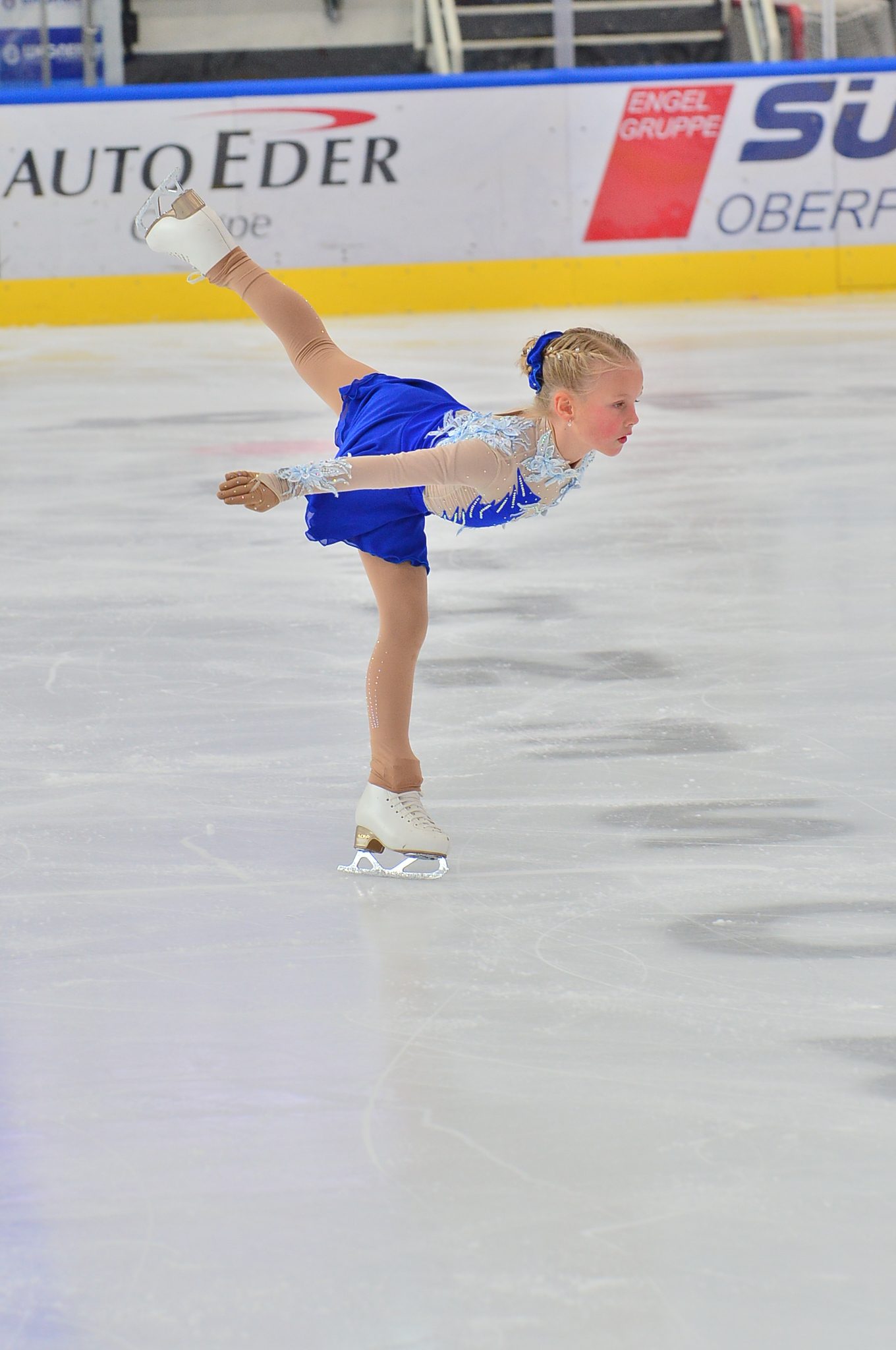 Anna Schumann, SV Pang, Freilaeufer, 2. Platz Anna Schumann (SV Pang) holte Silber mit ihrer Freiläufer Kür. Copyright mk-sportphoto