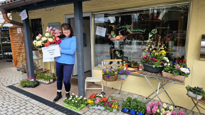 Blumengeschäft Eröffnung Rosenheimer Blumenkörberl am Friedhof. Fotos: Josefa Staudhammer