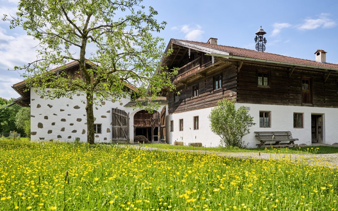 Österlich und musikalisch in die neue Saison: Freilichtmuseum Amerang startet am 28. März