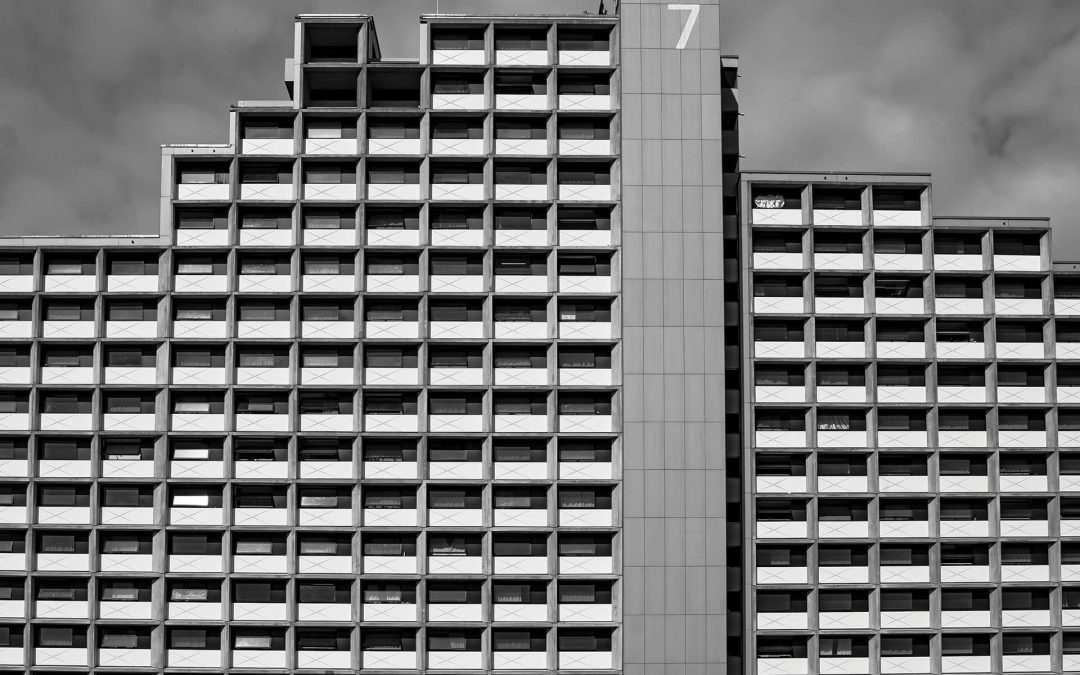 Neue Kunstausstellung in Rosenheim: „Streifzüge – stille Beobachtungen“