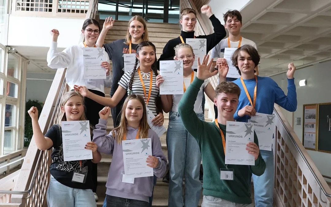 Jugend forscht: Acht Rosenheimer Projekte für Bayerische Landeswettbewerbe qualifiziert