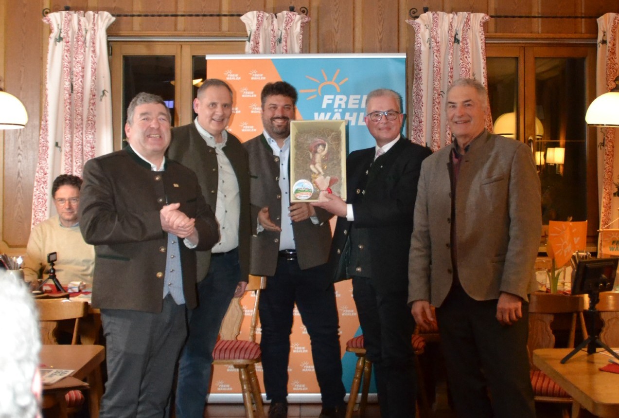 e5a1f4f6-8527-499b-b9f6-3309c204513c Informationsveranstaltung der Freien Wähler mit Florian Streibl in Rott am Inn. Foto: Freie Wähler